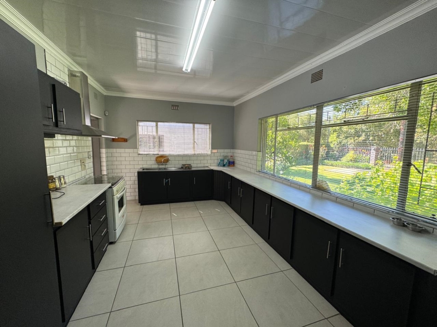 4 Bedroom Property for Sale in Barkly West Northern Cape